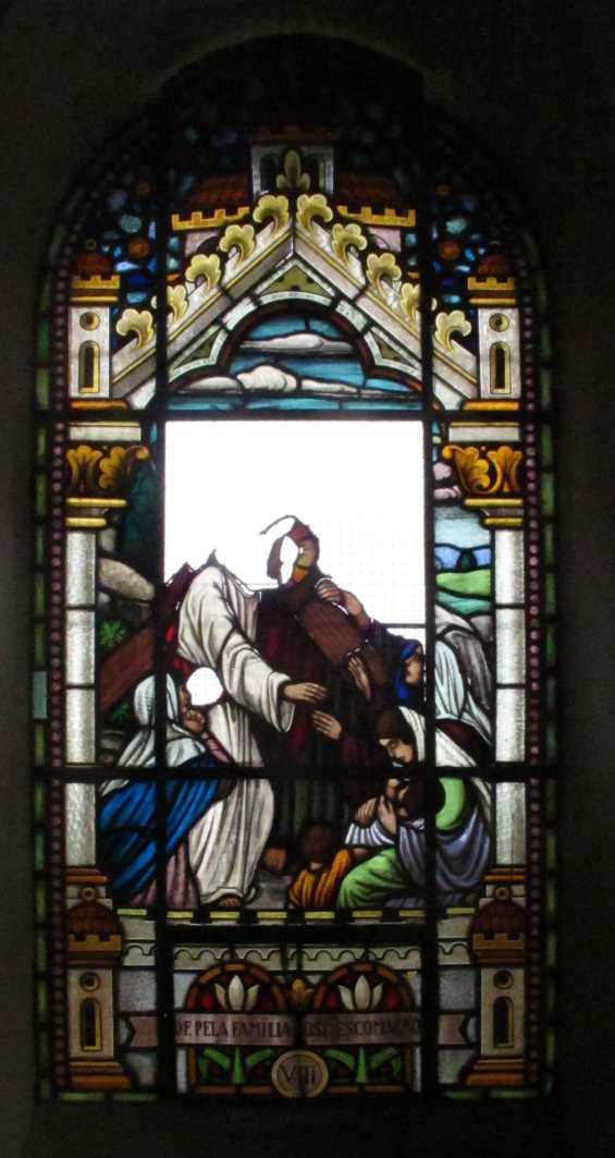 Vitral a ser restaurado.